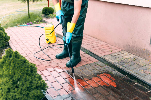 Best Playground Equipment Cleaning  in Metuchen, NJ